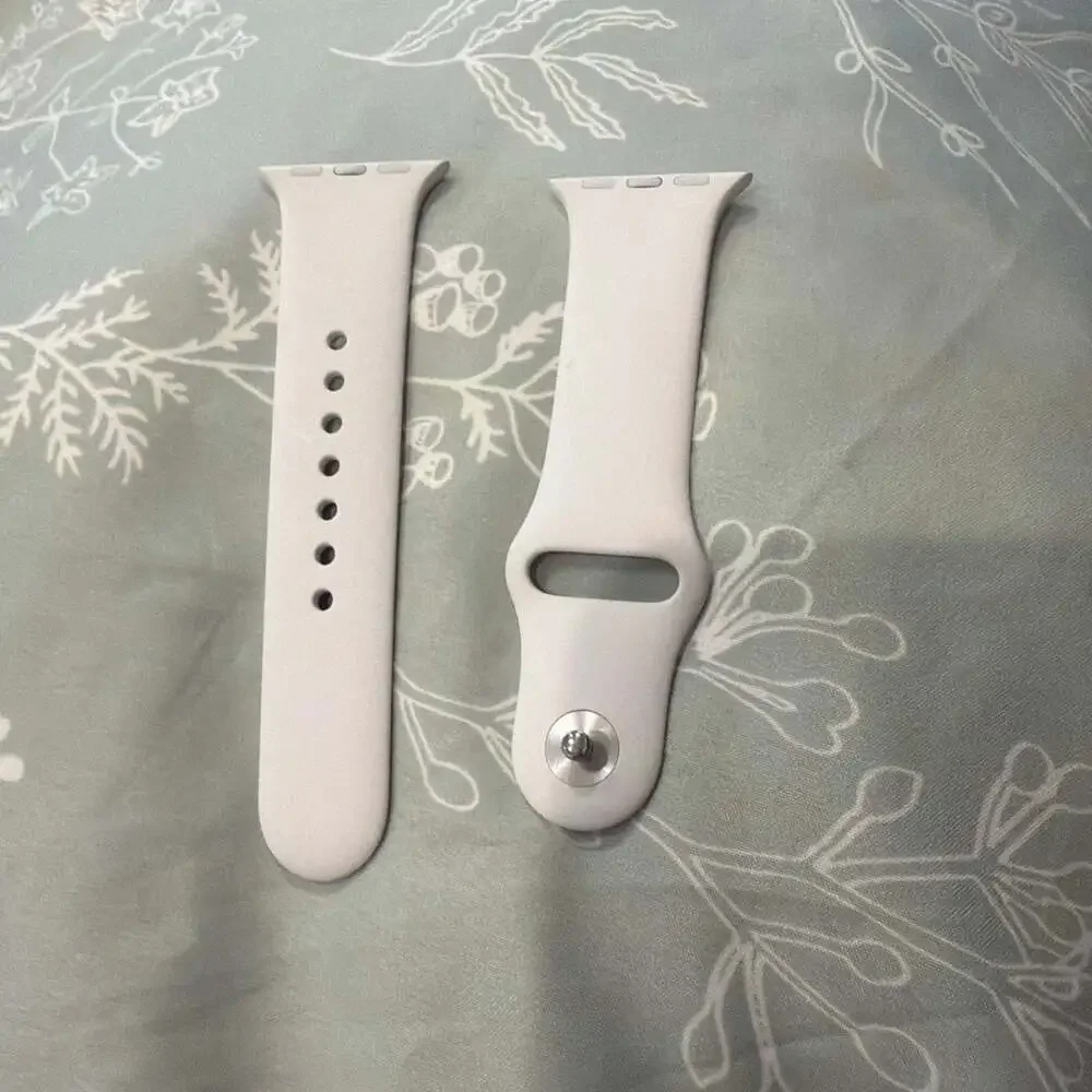 Apple Watch Sport Band Silicone Replacement Strap - White
